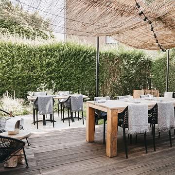 ☀ Ouverture certains samedis soirs! ☀ 
Suite aux nombreuses demandes et pour vous permettre de profiter davantage de notre beau jardin, nous ouvrirons certains  samedis soirs !!! 
Les 2 premières dates sont connues: 
- samedi 14 juin
- samedi 5 juillet
😉 D’autres dates suivront
👉 Réservation sur notre site https://www.coquum.be/