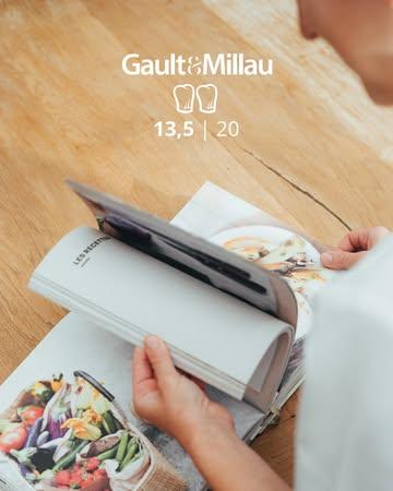 💛 En 2026 notre histoire continue avec Gault & Millau !

🥳 Quelle joie de vous annoncer que Fleur de Sel conserve sa place dans la sélection Gault & Millau pour l’année prochaine !

Huit années déjà que cette belle aventure gastronomique se poursuit, pimentée de passion, de travail en cuisine et… de quelques pincées de fleur de sel bien sûr ! 😍

🙏🙏🙏 Merci à vous, nos clients fidèles, qui nous rendent chaque service unique, et aux critiques pour leur confiance renouvelée depuis 2018.

Depuis 5 ans déjà nous sommes dans la catégorie « coup de cœur » de Gault et Millau. Et vous, vous  restez, plus que jamais, notre plus beau coup de cœur à nous ! ❤️

Rendez-vous à Comines pour continuer à vous faire vibrer, avec toujours autant d’émotion et de générosité dans l’assiette.

#gaultmillau2026 #fleurdesel #comines #fleurdeselcomines #passion #8ansdecomplicité #8ansdeconfiance #dreamteam #coupdecoeur