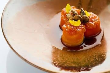 On our current menu we serve a cheese preparation built around the beautiful Taleggio paired with syrup glazed carrot & orange chutney !
Balancing richness, sweetness & gentle acidity in every bite 🧡

#Vrijmoed #cheese #Taleggio #Gent #visitflanders #michelinguide #gaultmillau #bestvegetablesrestaurants