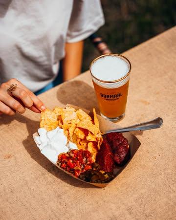 De zomer mag dan stillekes ten einde lopen, maar deze zaterdag steken wij de barbecue nog een laatste keer aan (😢)! Vanaf 14 uur in de Caubergstraat, wie sluit samen met ons af? 🍖

Het waren fantastisch leuke zaterdagen, bedankt aan iedereen die langskwam! 🫶

#hoftendormaal #haacht #tildonk #brouwerij #boerderij #mouterij #bier #zomer #bbq #barbecue