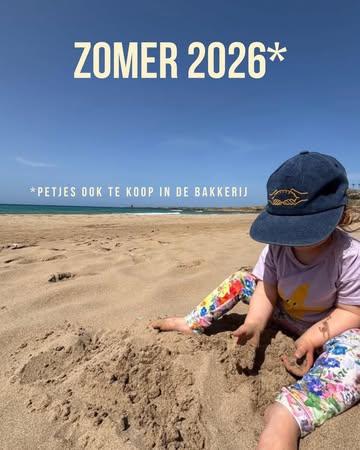 Sunny days! 

De zomer is duidelijk begonnen 😬 Ook dit jaar mogen onze ovens (en onze bakkers) het een beetje rustiger aan doen. 

Alle info over de zomersluiting en aangepaste openingsuren vind je in de post. 

Maken wij ook pizza deze zomer? Zeker wel! Woensdag tot en met zondag liggen onze vacuümpizza's gewoon voor jullie klaar.

Onze pizza-Fridays met verse slices & warme pizza's nemen wel een zomerbreak. Tijdens het Maanrockweekend zijn we helemaal terug met twee leuke evenementen. 

Stay tuned 💛👋 Fijne zomer voor jullie allemaal (en koop een tof Broodbroederspetje om mee op vakantie te nemen!!)