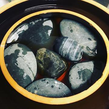 Starting to get some nice tamari and interesting flavour on the sweet potato miso.
#bolandferments #miso#kojibuildscommunity #koji #fermentation #lactofermentation #sweetpotato #yummyinmytummy #yummyformytummy #ferments #kyleboland