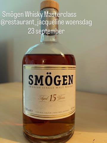 SMÖGEN WHISKY MASTERCLASS

An evening with Smögen Whisky 🥃

Een intieme whisky-avond bij Jacqueline in Boechout, volledig in het teken van Smögen Whisky — de onafhankelijke Zweedse distilleerderij aan de westkust van Zweden.

Ontdek het verhaal achter Smögen en maak kennis met de kenmerkende geturfde, olieachtige en maritieme stijl van de distilleerderij.

Tijdens de masterclass

7 Smögen whisky’s – 7 × 2 cl
Peat, malt & maritime character
Verschillende leeftijden & vatrijpingen
Inclusief een bijzondere independent bottling van Smögen

Een avond vol verhaal, karakter en bijzondere whisky’s.

We houden de groep bewust klein met maximaal 12 deelnemers, zodat er voldoende ruimte is voor vragen, proeven en een persoonlijke tasting.

PRAKTISCH

📍 Jacqueline – Boechout
📅 Woensdag 23 september
🕢 Start om 19u30
💶 €65 per persoon
👥 Slechts 12 plaatsen

RESERVEREN

info@restaurantjacqueline.be

VOL = VOL

KASKO NN.HOUSE
Exclusief importeur Smögen Whisky – België