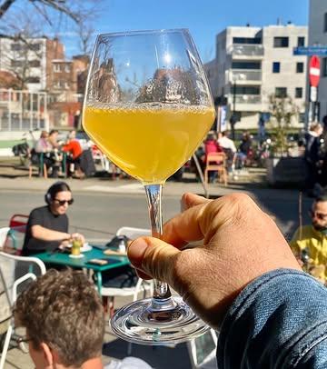 ☀️🍍 Perfect weertje om onze nieuwe Smokey Pineapple kombucha van keukenkracht @tonyskombucha te komen proeven! 

🌷 Een hele week heerlijk lenteweer. Wij staan klaar voor jullie doordeweekse vakantievibes 💪

❤️ Tot zo!
