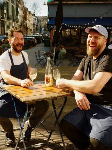 Terrasse + paire de Ben + pet’nat’ = 🌞