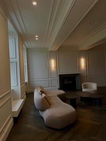 @clarafotomania met la Wallonie à l’honneur… et le Château de Mirwart y a une place toute particulière 💚🏰

👉 Week-ends en amoureux :
https://wildroad.fr/nos-idees-week-end-amoureux-wallonie/
👉 Itinéraire d’une semaine en Wallonie :
https://wildroad.fr/itineraire-une-semaine-wallonie-que-voir-que-faire/

Une invitation à ralentir et à s’évader ✨
Et si vous prolongiez l’expérience au Château de Mirwart ?
🌐 www.chateaudemirwart.be

Merci pour ces beaux partages 😊

#chateau #chateaudemirwart #wallonië #provincedeluxembourg #hotel