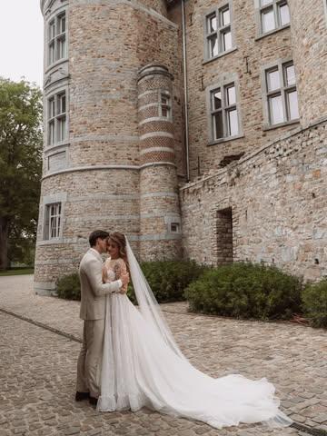 Wedding at this beautiful venue @chateaudemirwart 🤍

#castlewedding #weddingphotography #weddingday #weddingphotographer #trouwenin2026