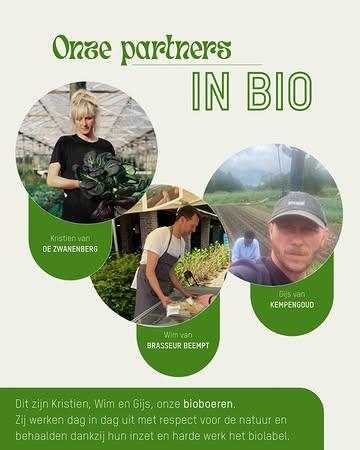 Overmorgen start de Bioweek! Van 6 tot 14 juni staan biologische producten overal in de kijker, ook bij ons, nog meer dan anders.
En omdat die producten er zonder hen niet zouden zijn, zetten we ook graag onze bioboeren in de kijker: Kristien van @dezwanenberg, Wim van @brasseurbeempt en Gijs van @kempengoud leveren ons elke week verse producten, recht van het veld. 

Wie tijdens de volgende bestelperiode (van 7 juni om 8 uur tot 10 juni om 20 uur) een of meer producten van hen bestelt via www.coopsaam.be, krijgt 5 extra stempels op zijn/haar/hun stempelkaart! Zo belonen we ook graag onze klanten die voor bio kiezen.