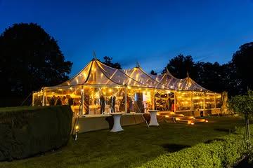 Un mariage à préparer ? Un baptême, un anniversaire, une grande occasion qui se profile ? Le Mylord n'est pas qu'un restaurant : c'est un château de 1861, trois hectares de parc, une terrasse baignée de soleil et une cheminée qui crépite l'hiver venu.
Ici, le lieu s'en mêle. Il ajoute sa lumière, son calme, son allure.
Les plus beaux moments se préparent longtemps à l'avance. Ils méritent mieux qu'une salle : ils méritent un décor. 🥂 Privatisation, mariages, grandes occasions — parlons-en, notre équipe s'occupe de tout.

Merci aux mariés Cyrielle Liébin et Mathieu Dupont pour leur confiance.
____

Een huwelijk in voorbereiding ? Een doopfeest, een verjaardag, een grote gelegenheid in het vooruitzicht ? Het Mylord is meer dan een restaurant : het is een kasteel uit 1861, drie hectare park, een zonovergoten terras en een haardvuur dat knettert zodra de winter aanklopt.
Hier doet de plek vanzelf mee. Ze voegt haar licht toe, haar rust, haar allure.
De mooiste momenten worden lang op voorhand voorbereid. Ze verdienen meer dan een zaal : ze verdienen een decor. 🥂 Privatisering, huwelijken, grote gelegenheden — laten we praten, ons team regelt alles.

#mylord #courtrai #ellezelles #Gastronomie #lesgrandestablesdumonde #michelinguide #michelinbelgique #gaultmillau #mariage #huwelijk #privatisation #evenement #chateau #weddingvenue #gastronomiebelge

Reserveringen | Réservations

☎️ +32 68 54 26 02
✉️ info@mylord.be
💻 www.mylord.be

📍 Ons adres | Notre adresse📍

Rue Saint-Mortier 35
7890 Ellezelles

📸 Schumacker