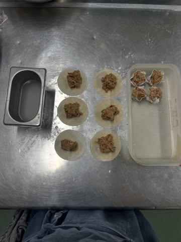 We’re getting ready for the final services of 2025 ✨
After this coming week, we’ll be taking a short winter break,with our last service on Saturday, December 20th, and reopening on Tuesday, January 6th, 2026. 

We’d like to thank everyone for the love, support and great energy throughout 2025. Wishing you all happy holidays and looking forward to seeing you again in the new year ☃️🥂

Last available tables of 2025 -> https://bookings.zenchef.com/results?rid=367617&pid=1001