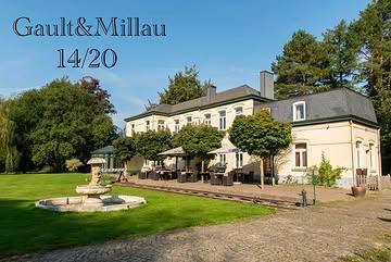 Le Gault & Millau nous attribue à nouveau la note de 14/20 pour cette deuxième année, et nous en sommes profondément reconnaissants. Ce sont surtout nos fournisseurs, éleveurs, maraîchers et artisans qui méritent les honneurs : leur savoir-faire, leur respect du produit et leur passion donnent chaque jour du sens à notre cuisine. Merci à eux pour cette belle aventure collective !