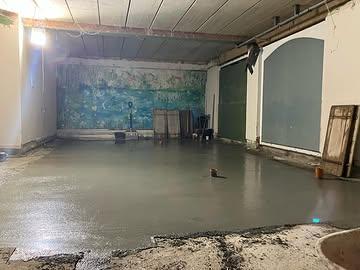 Depuis une semaine déjà, la première phase des travaux d’aménagement de deux nouvelles chambres a commencé. D’ici le début de l’été, nous disposerons de cinq chambres afin de vous permettre de prolonger votre moment chez nous 🏡
👉 Information importante – horaires du restaurant
Suite à ces travaux, nos horaires ont légèrement changé.
Le restaurant sera désormais fermé :
• le dimanche et le lundi toute la journée 
• le mardi, mercredi et jeudi midi