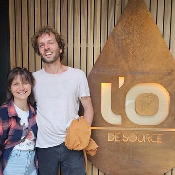 Hier soir, nous étions invités par notre famille au restaurant @lodesourcesart pour déguster la cuisine de Xavier qui sublime nos légumes depuis notre premier jour avec finesse. Merci pour cette collaboration fidèle et joyeuse ! C’était délicieux !! 🤤