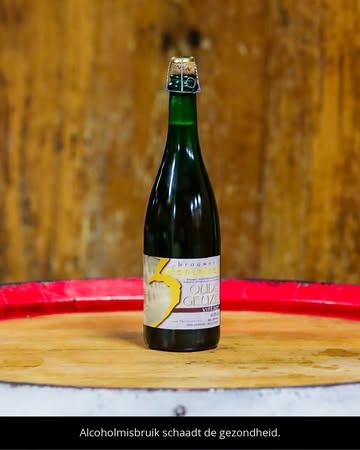 Oude Geuze Vintage 2016 staat nu online te koop!

Om te zorgen dat zoveel mogelijk liefhebbers de kans krijgen om van deze uitzonderlijke geuze te genieten , kan je per bestelling maar één fles aankopen. We hebben bovendien ook nog enkele dozen van ons 10y Anniversary Pack gevonden, deze is nu ook beschikbaar!  Vind hem via de link in bio.

Oude Geuze Vintage 2016 is now available online! To ensure as many enthusiasts as possible have the chance to enjoy this exceptional geuze, there is a limit of one bottle per order. On top of that we also managed to find a few more of our 10Y vintage pack, available for combined order!  Go to our link in bio.
