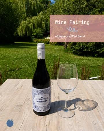 Twee keer karakter in het glas, allebei een mooie match naast onze Laab-Appam.

De Alphabetical Red Blend van @alfaspirits brengt extra rondeur en diepte, terwijl Graaf Gedacht van @huisbrouwerijuiteraard het gerecht net een levendige, speelse lift geeft. Twee totaal andere richtingen, maar allebei even raak. 

 #laabappam #pairing #finediningbelgium
