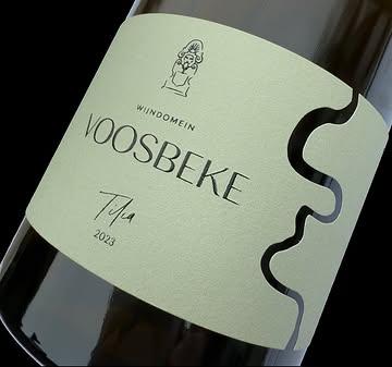 🍷 Tilia 2023 – Onze eerste mono-cépage Chardonnay! 🍇✨

Fris, verfijnd en elegant, met tonen van citrus, limoen en frisse appel, gevolgd door een subtiele toasty toets. Een zachte, maar gestructureerde wijn met een lange afdronk.

€24 – Een echt gastronomisch glas. Cheers! 🥂 

#tilia #chardonnay #wijnliefhebber #gastronomischgenieten #belgianwineaddicts #belgischewijn