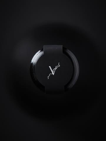 A simple paper label, crafted to let the wine speak. 

design @wearechilli