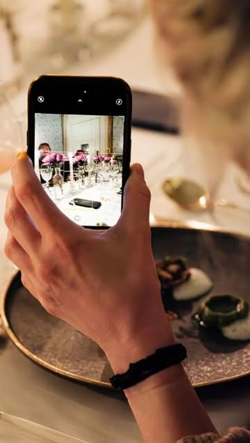 On continue de vous accueillir pour vos événements en extérieur et au restaurant Entropy même après Juillet !

Devis sur mesure , il suffit de nous contacter sur la page contact. 

Du dîner walking de 50 personnes au déjeuner d’entreprise avec conférence pour 20 à 40 convives, notre espace se décline selon vos besoins . 

#EntropyRestaurant #EvenementEntreprise #Privatisation #RestaurantBruxelles #BruxellesEvents
