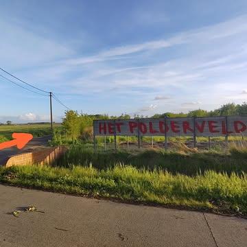 Nu zaterdag 16 mei openen we de deuren van onze nieuwe boerderijwinkel!

Bij Bioboerderij Het Polderveld vind je lokaal geteelde biologische groenten, vers geoogst van het veld.

Openingsuren:
Zaterdagvoormiddag: 9u – 12u30
Woensdagnamiddag: 14u – 18u

Inrit via de toegangsweg naast het bord van ‘Het Polderveld’ in de Westkapellestraat (zie foto). Uitrit via de velden.

Kom gerust langs en ontdek de smaak van onze groenten.
We kijken ernaar uit jullie te verwelkomen!