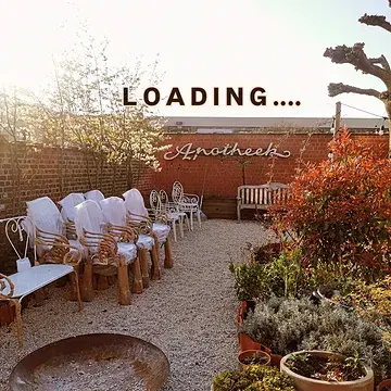 HET IS DAN ÉINDELIJK ZOVER!
VANAF MIDDEN MEI VERWELKOMEN WE JULLIE GRAAG OP ONS TERRAS IN DE TUIN 🌸🏵️💮🪷