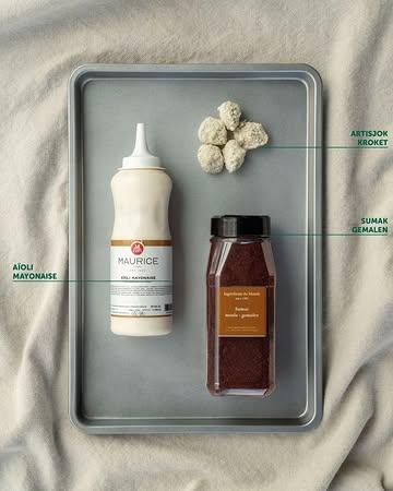 ARTISJOKKROKET, VOL KARAKTER 🌿

⬩ ⠀

Krokante artisjokkroket
Romige aïoli mayonaise
Afgewerkt met sumak

Een mooie balans tussen krokant, romig en fris.
Eenvoudige ingrediënten. Fijne details.
Alles draait om smaak. En die begint bij kwaliteit.