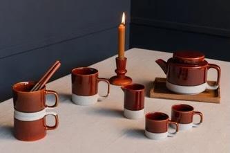 Teaware restocked 🧡

“Kinta is a supplying high-quality products in a sustainable and socially responsible way for over twenty-five years.

The products are made from recycled or sustainable locally sourced materials when possible. We develop and produce everything in cooperation with local suppliers. Normally we visit our producers a few times a year to keep the cooperation up-to-date. All contributors are paid fairly for their work.”

Discover the collection in our shop or online mistteas.com. 

#teaware #teapot #cups #ceramics