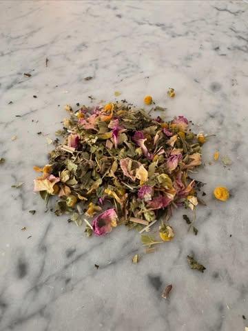 NEW NEW NEW - CALMING FLOWER BLEND 🌸🌻

Just in time for the long easter weekend, we present our new herbal infusion — a delicate and soothing blend designed to calm the senses and elevate your daily ritual. ☀️

Crafted with rose petals, nettle, chamomile, linden blossom, lavender, lemon verbena, calendula, cornflower, and lemongrass, this harmonious infusion offers a naturally floral, refreshing taste with every sip. 🌸

Now available online and in store 🩷
Mistteas.com