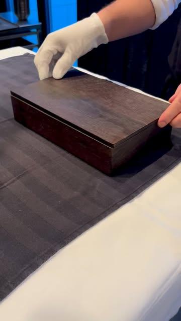 Chocolat.

Fumé.

Expérience.

@chaga.restaurant

#finedining #gastronomy #dessert