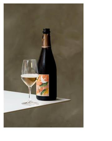 H O L I D A Y  H O U R S

Join us for our last week of 2025!

18.12 ~  Dinner
19.12 ~  Lunch & dinner
20.12 ~ All-day
21.12 ~  Lunch 
C L O S E D
07.01 ~  Open as usual

This Sunday 21st we will have some space for walk-ins infront so drop by for a glass of champagne or a last minute gift 🎁! 

Wishing you happy holidays and plenty of feasting!