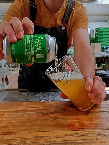 We have a hell of a First Friday this month! We're releasing our new collab with @frontaalbrewingco, a saison dry hopped with Belgian-grown Cascade (think it had been a while since their CEO had to shovel out wet grain 😘). The cans feature artwork from Studio IanThomas (@thomasdhanens @matthys.nele) and they're setting up a super cool exhibition at the brewery for the release.  They've also invited @punt_uw_voetjes_ who is going to put on what we've been told is an incredible show. And to keep the great vibes all evening, our friend @matthieumahau will bring his decks and be spinning vinyl. We've never seen him but friends tell us it's worth coming just for him. See you there!