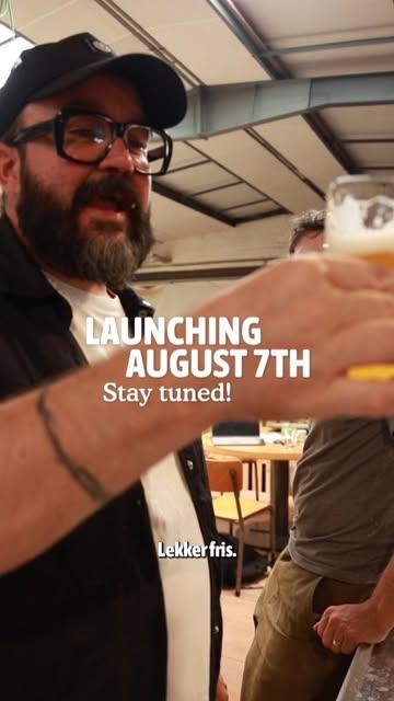 Een goeie zomerpint 🍻
Samen met @stroombrouwers zochten we naar de perfecte balans. Een lichte, goudgele Pale Golden Ale (5,1%), gebrouwen met Duitse Amarillo-hop voor een heldere citrustoets. Licht gelaagd, verfrissend en gemaakt voor lange zomeravonden.
Vanaf vrijdag 7 augustus officieel koud op tap en blik bij BASK, Stroom en Taberna Bask.
#publiciteit