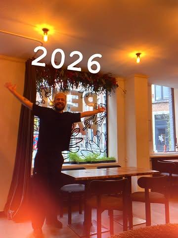 Avec toute l’équipe de Petit Pays réunie sur cette magnifique photo, nous vous souhaitons une merveilleuse année 2026 ✨ 

À tantôt et merci d’être toujours là ♥️