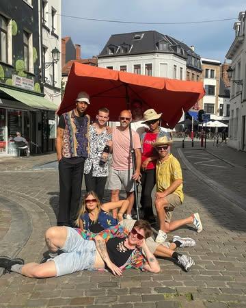 Summer in the city. 🌞 Enjoy a cocktail! Celebrate life!  We are on a break…