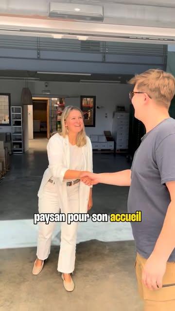 |COLLAB|
Le Hub Pôle circuit Court de @circuits_paysans_
@ceinturealimentterreliege
terra_alter_belgique
@lespetitsproducteurs.be
ㅤ
Pensé pour les professionnels et pour les particuliers!
L'idée est de faciliter le commerce entre les éleveurs, agriculteurs et artisans de notre région; avec les restaurateurs et les particuliers.
ㅤ
Le système est très simple: vous commandez sur leur site web et vous choississez l'option
- d'aller chercher sur place, comme un collect@go
- de vous faire livrer par Rayon 9 (Liège et sa périphérie)
- de vous faire livrer par un autre organisme adapté (alentours de Liège)
ㅤ
Le local, ca ne devrait pas être compliqué!
ㅤ

#tabledeterroir
#gastronomie #merryrestaurant #liege #foodlover #gastronomieliege