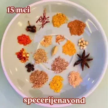 Een wandeling in de wereld van specerijen met hapjes en een lekkere maaltijd. 
Samen met @foodtravellers.spices, specialisten in specerijen, verwelkomen wij jullie in onze Soul Kitchen om samen een gekruide avond vol lekkers te beleven. 

Wees welkom 🧡

Datum: woensdag 13 mei
Aanvang: 19u
Participatie: € 50, drank niet inclusief
Inschrijven: bij Food Travellers op VOF OH2 BE8610308411665 
Meer info: whatsapp/sms/bel 0469 16 28 20