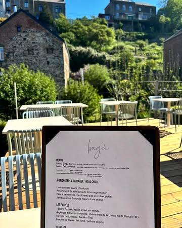 Une nouvelle semaine commence chez Bagù.

Dès demain soir, nous vous accueillons à nouveau pour partager notre cuisine de saison, des produits soigneusement sélectionnés et le plaisir de dîner en terrasse.

Que ce soit pour un verre entre amis, un dîner en amoureux ou simplement l’envie de passer un bon moment, toute l’équipe sera ravie de vous recevoir.

Les réservations sont ouvertes.

https://restaurantbagu.be/fr/reservations

À très vite chez Bagù.

#Bistronomie #michelinguide #michelin #Gastronomie #thuin #gaultmillaubelgium