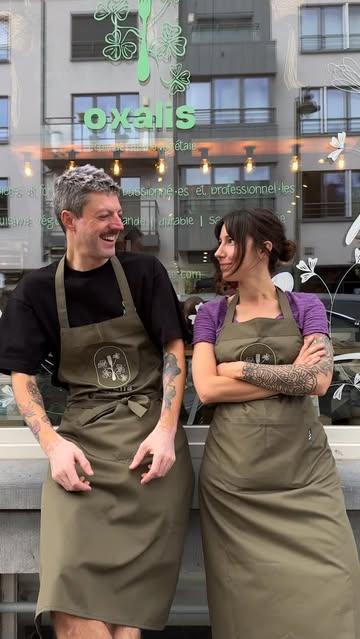On cuisine, on apprend, on partage.
Et surtout, on se régale dans la bonne humeur chez Oxalis 🌿✨

Rejoignez nos ateliers et formations en cuisine végétale à Bruxelles [lien en bio] ☘️

📽️ @monsieurhuman

#ecoledecuisinevegetale #cuisinevegetale
#brussels #plantbasedcookingschool