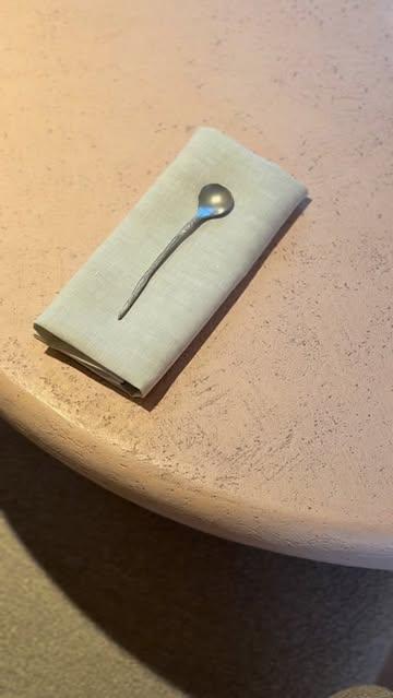 𝐑𝐄𝐁𝐄𝐋𝐋𝐄

𝐿𝑢𝑛𝑐ℎ: 𝑡𝑢𝑒𝑠𝑑𝑎𝑦-𝑠𝑎𝑡𝑢𝑟𝑑𝑎𝑦
𝐷𝑖𝑛𝑒𝑟: 𝑡𝑢𝑒𝑠𝑑𝑎𝑦-𝑓𝑟𝑖𝑑𝑎𝑦

📍𝑀𝑎𝑟𝑘𝑒, 𝐵𝑒𝑙𝑔𝑖𝑢𝑚 

#thisisrebelle