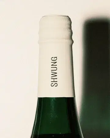 Minimalistic bottles.
Maximalistic flavours.