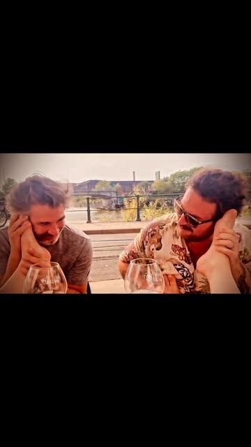 Out of office 👋

Wij zijn er even tussenuit met deze knappe mannen 🥰
Niet bereikbaar tot en met 18/8! 

Liefs, 
Anna & Fien
