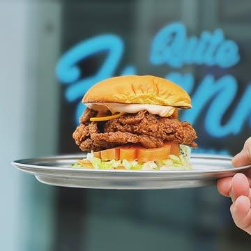 Back by popular demand: Our Famous Franks Chicken Burger!

After years of perfecting, it’s finally back on the menu! This Chicken Burger is a true masterpiece, crafted with the finest ingredients and made with love.

What makes our Chicken Burger so special?

Buttermilk Marinade: Our chicken is marinated in rich buttermilk and with 12 different herbs and spices for a burst of flavor.
Golden Fried: Each piece is fried to perfection, ensuring a crispy exterior.

Perfectly Served: It comes on a Martins potato bun with crispy romaine lettuce, tomato and our signature Franks Fried Chicken sauce. American cheese on top!

Don’t miss out!
Come and try the burger everyone is talking about since ‘24