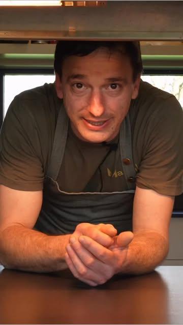 Domein Marsnil zoekt keukentalent 👨🏻‍🍳 👩‍🍳 

Bij Domein Marsnil koken we dicht bij de natuur. Veel van wat op het bord komt, komt uit eigen tuin. Pure producten en eerlijke smaken staan centraal.

We zoeken een ambitieus keukentalent dat wil groeien en bijleren onder begeleiding van onze chef.

📩 Interesse? Laat van je horen via; restaurant@domeinmarsnil.be