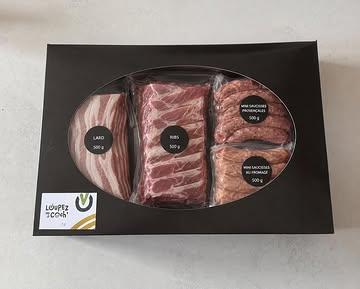 Vous la demandez depuis un moment et la voici enfin : 

🔥 Coch box BBQ 🍖 

Envie d’un bon barbecue avec des produits locaux et généreux ? Découvrez notre Box Barbecue, idéale à partager en famille ou entre amis !

🥩 Dans la box :
• 500 g de ribs de porc
• 500 g de mini saucisses provençales
• 500 g de mini saucisses au fromage
• 500 g de lard à griller
• 🎁 Surprise d’une valeur de 5€ 

🏷️ Prix total : 35€ 

✔️ Produits locaux
✔️ Viande de porc savoureuse et prête pour le barbecue
✔️ Idéal pour vos soirées grillades

📩 Commande en message privé / réservation possible
🔥 Quantités limitées – pensez à réserver !

Loupez pas le Coch’ ✅