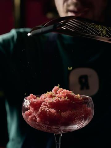 🍧T’as comme une envie de fraîcheur après ta pizza ?
On a exactement ce qu’il faut pour te remettre les idées en place. 
🍋 COLONEL REYEL
Limoncello bergamote.
Granité fraise & poivre de Sichuan.
Petit kick de mezcal pour finir le boulot. 🤘
Frais. Glacé. Fumé.

Approuvé par Alex (last pic)

#incorrectnamur #namurfood #desserttime #cocktaillover #rocknrollfood #mezcal #limoncello #namurcity #foodiesbelgium #namureats

INCORRECT.
NASTY SOURDOUGH PIZZA INC.
Crafted. Fermented. No apologies.

🍕 Réservations : https://incorrect.reservation.barestho.com/
🌐 Site web : https://www.incorrect.pizza/
🕕 MA-SA : 18h00-21h15
🚫 FERMÉ : dimanche & lundi
📍 RUE HAUTE MARCELLE 35, NAMUR

📸 @anthonyflorio