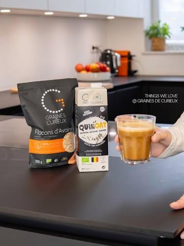 Certains produits méritent d’avoir toute la lumière sur eux. ✨

Nous avons braqué les projecteurs sur nos pépites : flocons d’avoine, Quinoat, sablés aux blés anciens… Le combo parfait pour une routine saine qui en jette. 📸🌾

Pas besoin de choisir entre le beau et le bon avec Graines de Curieux.

Alors, quel sera votre prochain coup de cœur ? 🍪☕️

#produitsbelges #slowmorning #produitslocaux