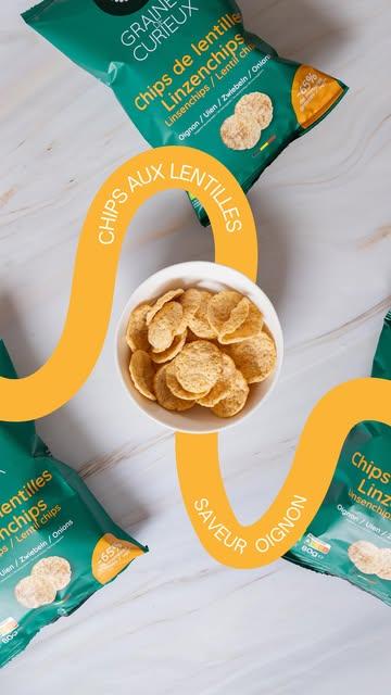 Craquantes et savoureuses, nos chips de lentilles saveur oignon trouvent facilement leur place à l’apéritif 🌿

Élaborées à partir d’ingrédients bio, elles sont sources de protéines et de fibres, avec moins de matières grasses que des chips classiques

Une alternative simple et gourmande, à partager… ou pas 😉

👉 À retrouver en magasin bio ou sur www.grainesdecurieux.com

Krokant en smaakvol: onze linzenschips met uiensmaak horen er helemaal bij tijdens het aperitief 🌿

Gemaakt van biologische ingrediënten, een bron van eiwitten en vezels, en met minder vet dan klassieke chips.

Een simpel en lekker alternatief om te delen... of niet 😉

👉 Te vinden in de biowinkel of op www.grainesdecurieux.com

#belgianfood #supportlocalfood #reelsfood #circuitcourt