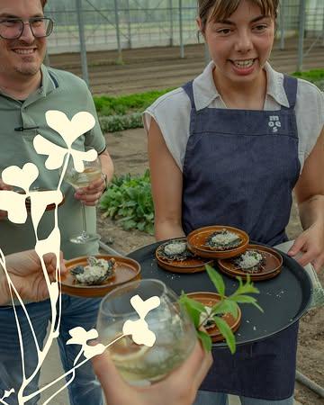 SAVE THE DATE! Er staan nieuwe events voor het najaar klaar.🌿

Proef onze kruiden rechtstreeks van de serre naar jouw bord. Zien we je gezellig in de serre? Check alle info en reserveer je plekje via de link in bio!

#kruidenkwekerij #uitinvlaanderen #vangrondtotbord
