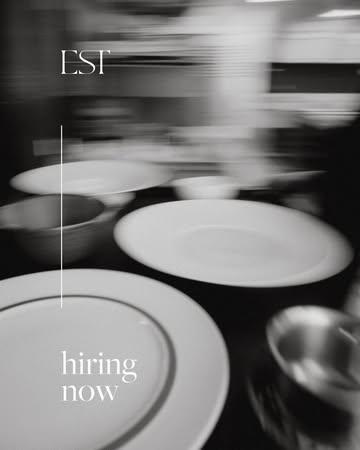 VACATURES 

We zijn op zoek naar gepassioneerde en ambitieuze medewerkers die mee willen bouwen aan een culinair verhaal en een unieke beleving voor onze gasten.

Wij zoeken:

Administratief medewerker
Assistent sommelier 
Zaalmedewerker
Patissier - bakker 
Chef de partie 
Onderhoud 

Bent u klaar om uw talent en vakmanschap te laten samensmelten met ons gastronomisch concept en zo mee uw stempel te drukken op ons verhaal?

Bezorg ons dan uw cv en motivatiebrief via e-mail. Wij kijken ernaar uit om u te leren kennen.

📩 info@restaurant-est.be