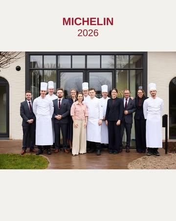 Exciting news! ✨

Met trots delen we dat Restaurant EST is opgenomen in de Michelingids.

Een prachtige erkenning voor de passie, precisie en toewijding waarmee ons team elke dag het verschil maakt. We zijn dankbaar voor het vertrouwen van onze gasten en trots op wat we samen aan het opbouwen zijn.

#est #finedining #gastronomisch #gaultmillau
#leuven #tablefever #michelingids #michelin