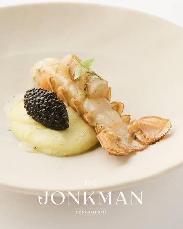 Zin om u te laten verwennen morgen of zaterdag?
Welkom bij De Jonkman voor een lunch of diner die draait om smaak, aandacht en genieten!
Reserveer je tafeltje online of bel ons op 050/36 07 67

 #northseachefs #gastronomy #filipclaeys #brugge #culinairebeleving #gastronomie